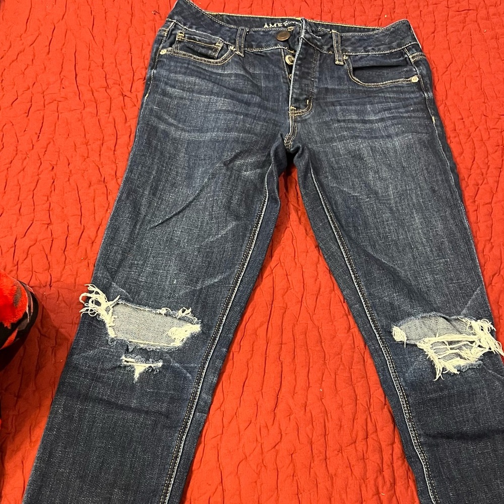AE American outfitters boyfriend ripped jeans size 0